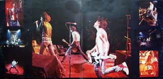 It's Alive: Interior de carpeta en formato vinilo.